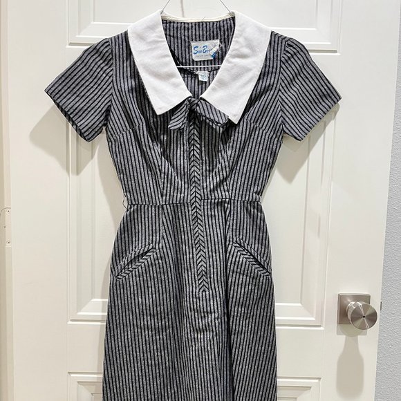 Vintage Striped Sue Brett with Collared V-Neck - Picture 1 of 4